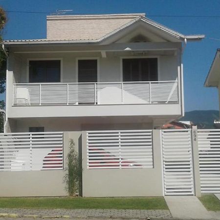 Residencial Franca Garopaba公寓 外观 照片