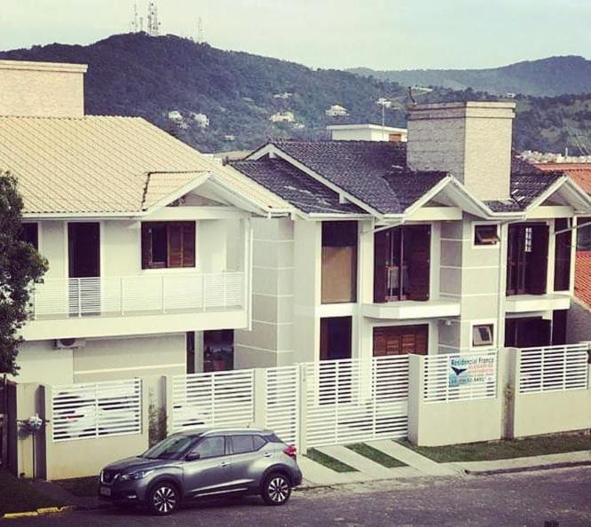 Residencial Franca Garopaba公寓 外观 照片